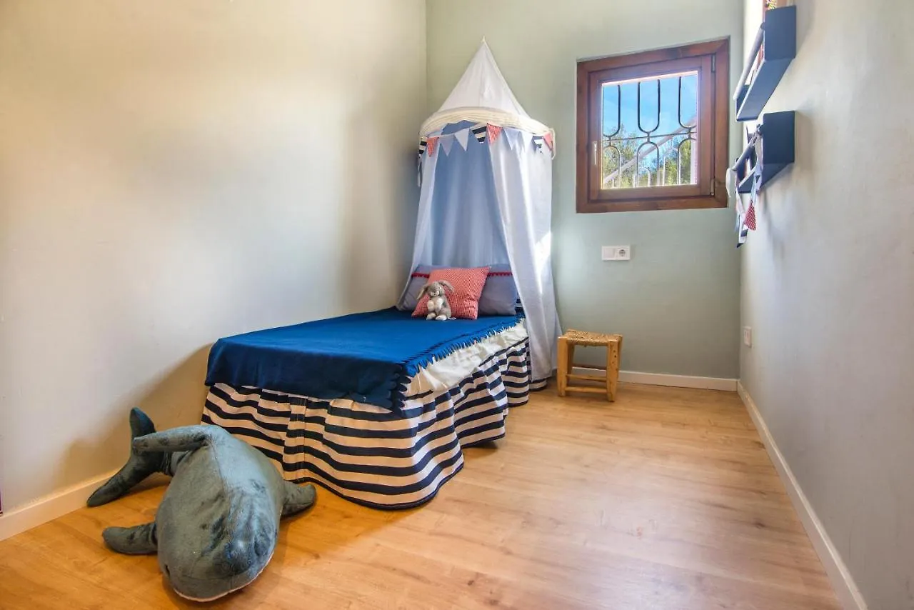 Casa Azul Stylish Beach House For 4 Adults And 1 Child In Cala Llombards İspanya